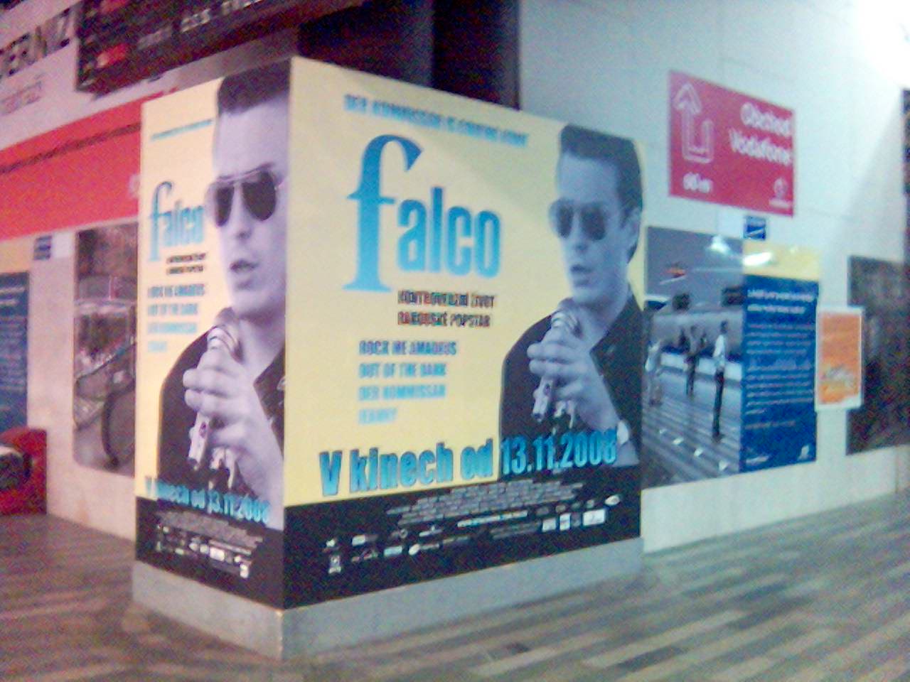 02. Plakát Falco ze dvou stran.jpg
